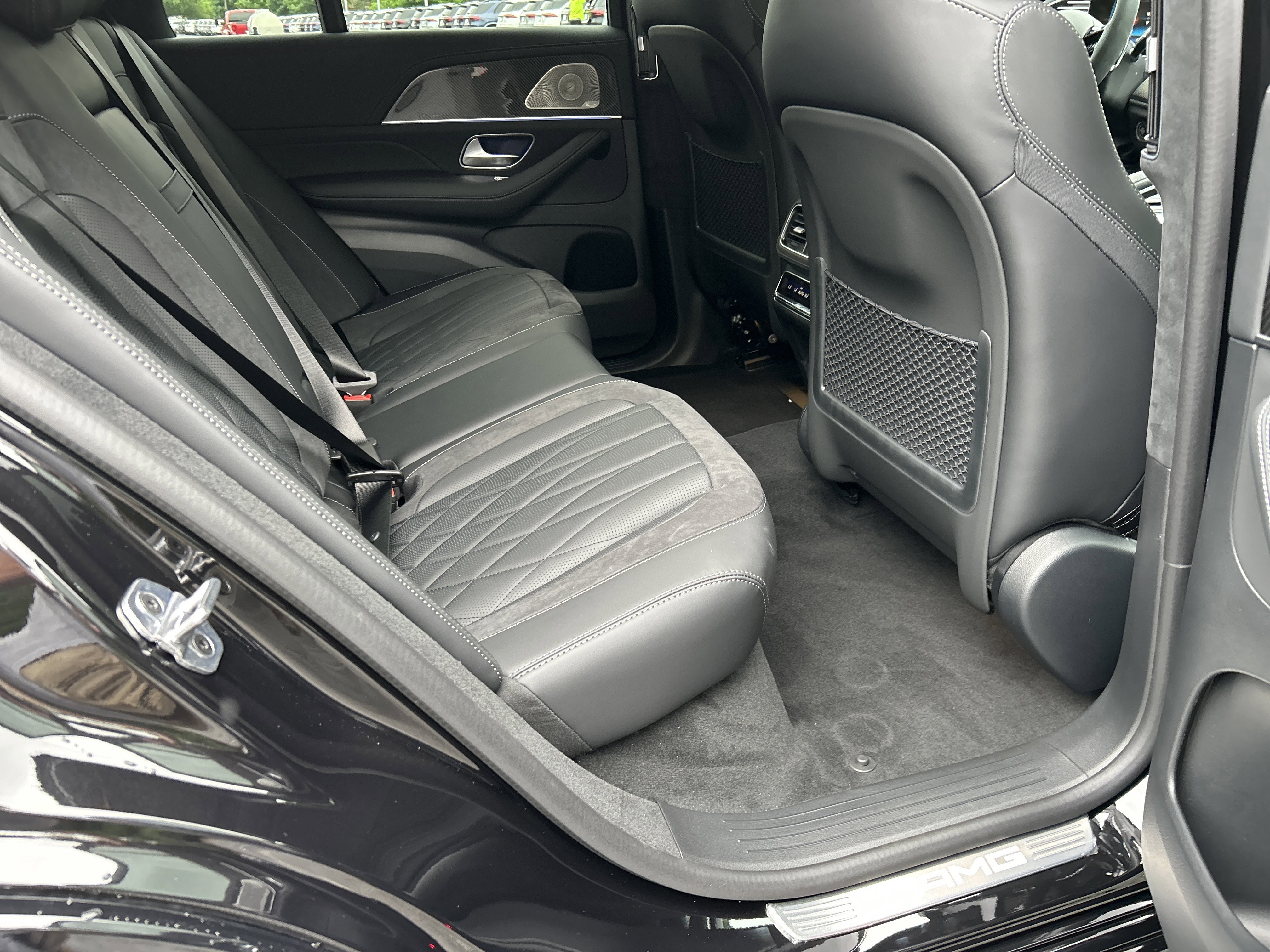 New 2026 Obsidian Black Metallic Mercedes-Benz AMG® GLE 63 S 4MATIC®+ SUV image 40