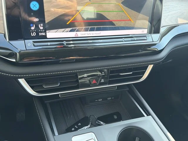 New 2026 Silver Volkswagen 2.0T SE image 19