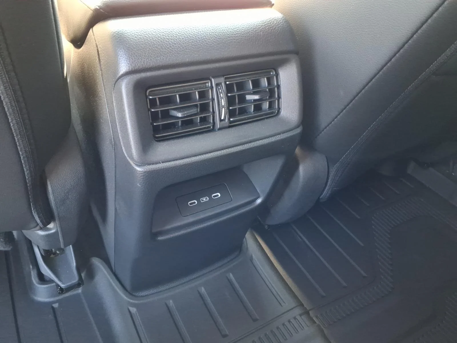 Used 2025 Still Night Pearl Honda EX-L image 4