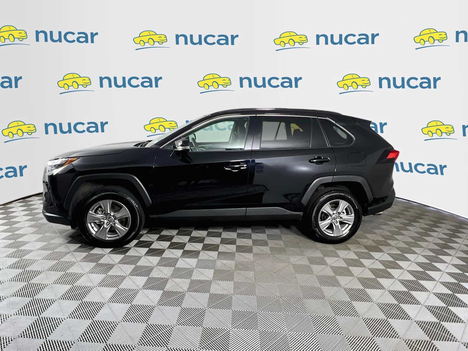 Used 2025 Midnight Black Metallic Toyota XLE image 4