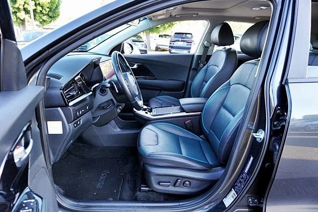 Used 2022 Gray Kia EX Premium image 14