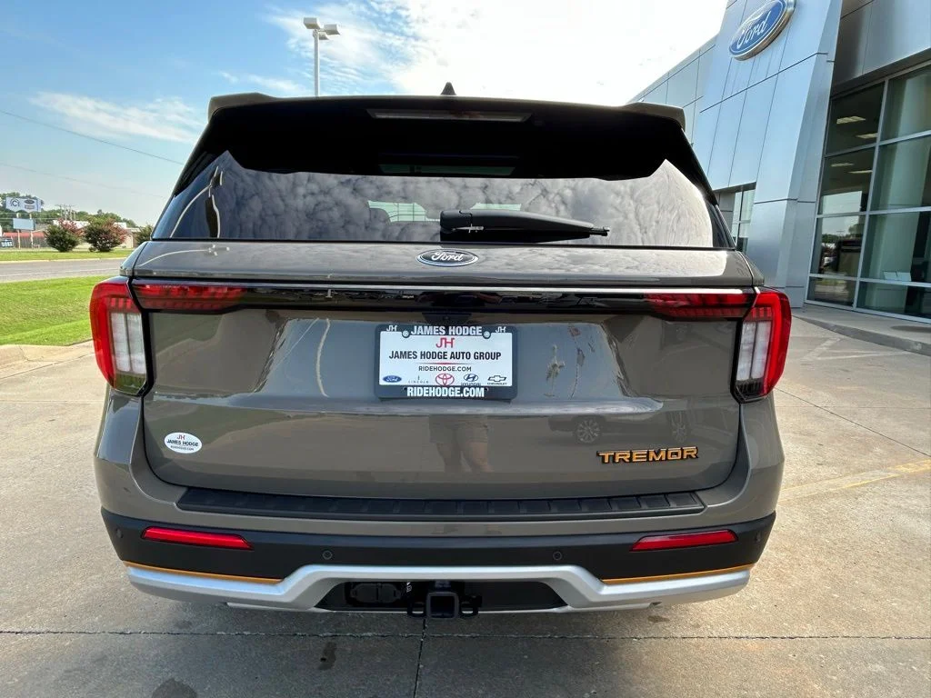 New 2026 Marsh Gray Ford Tremor image 8