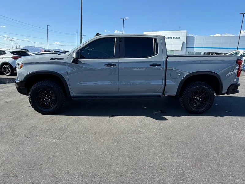 Used 2024 Slate Gray Metallic Chevrolet ZR2 image 6