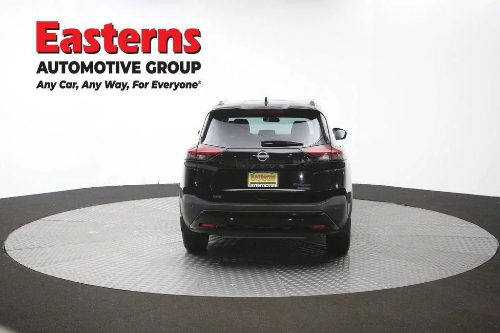 Used 2023 Black Nissan SV image 40