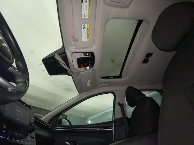Used 2022 Gray Hyundai SEL image 21
