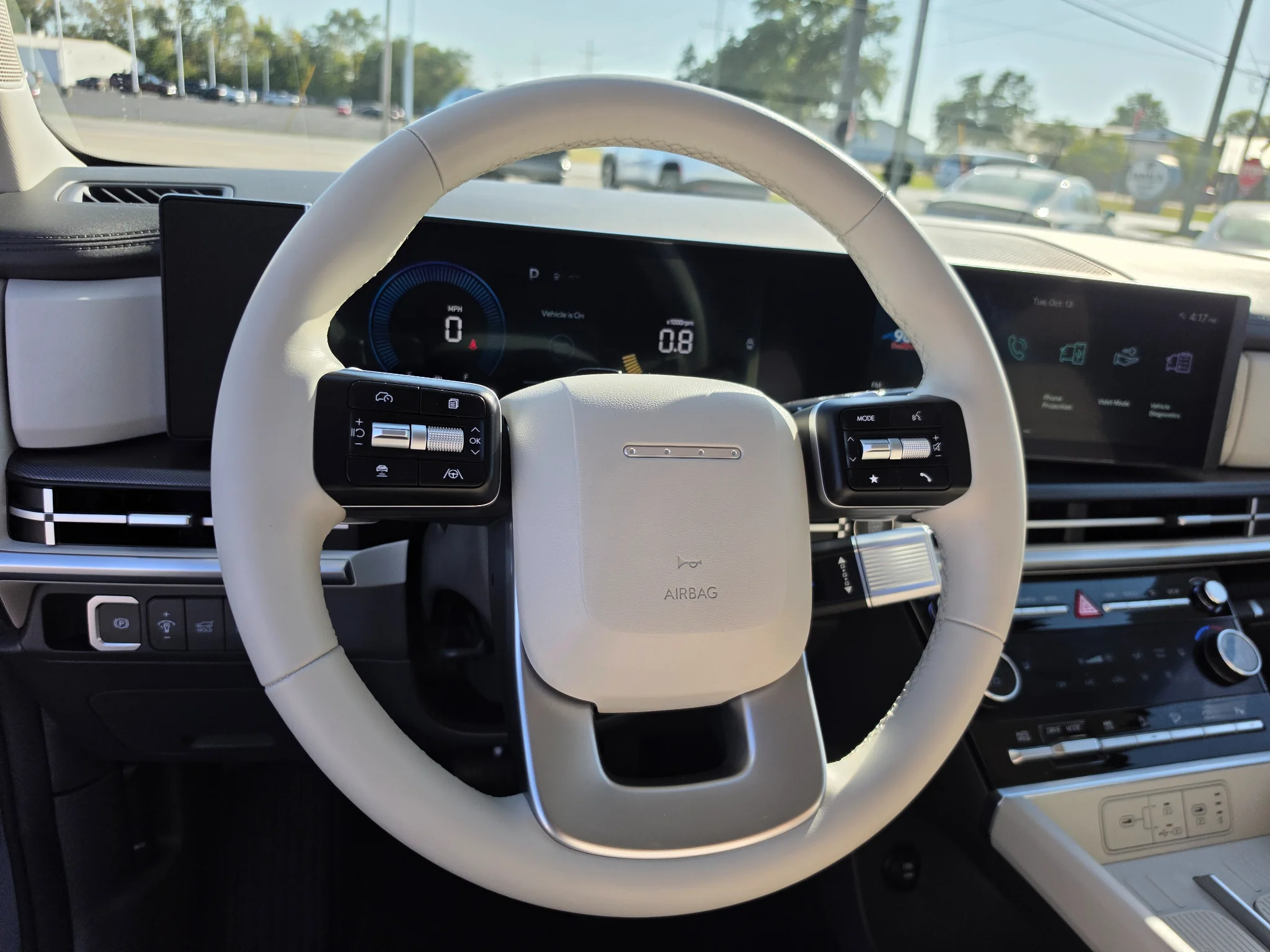 Used 2024 Shimmering Silver Hyundai SEL image 10