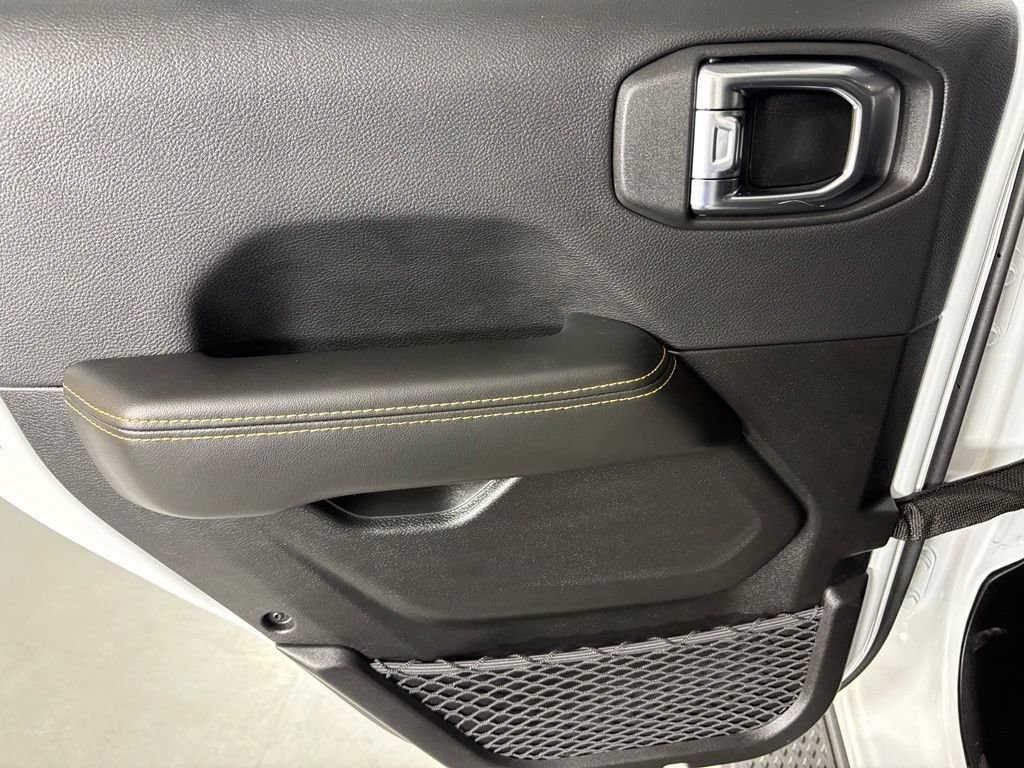 Used 2025 White Jeep High Tide image 33