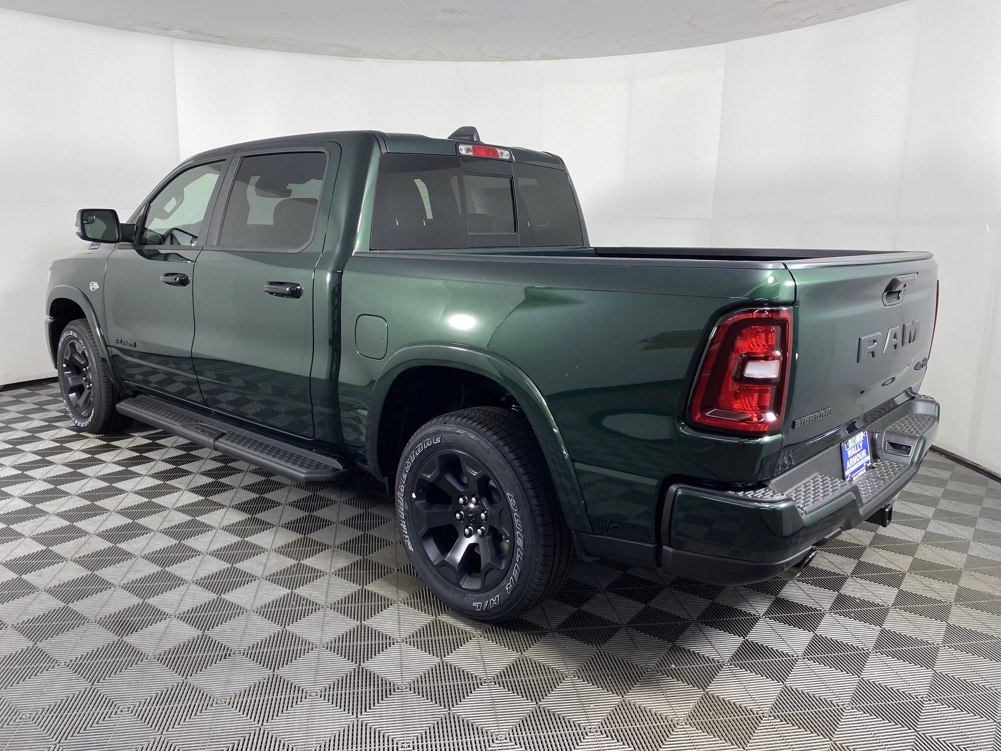 New 2026 Serrano-Green Metallic Exterior Paint RAM Big Horn/Lone Star image 9