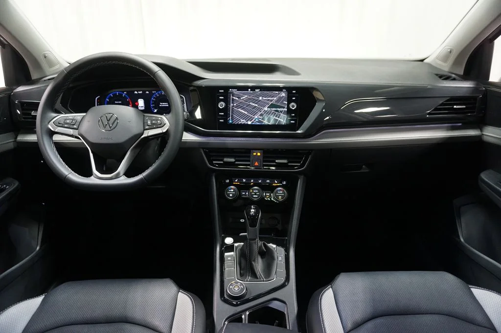Certified Used 2023 Pure White Volkswagen 1.5T SEL image 6