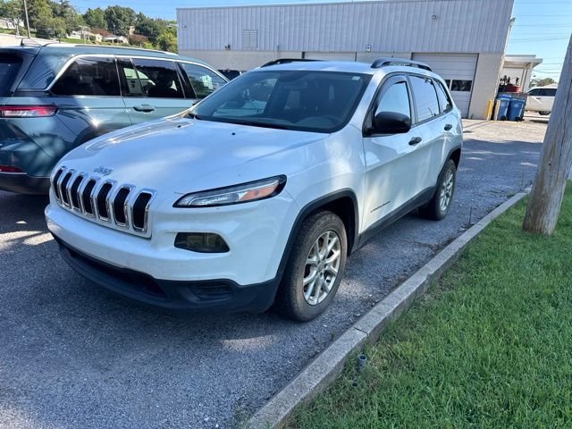 Used 2016 White Jeep Sport image 2