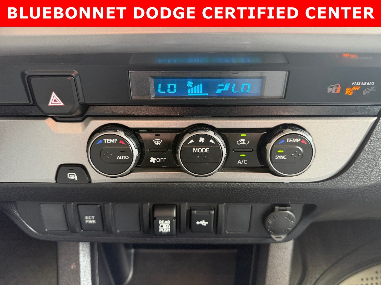 Used 2023 White Toyota  image 17