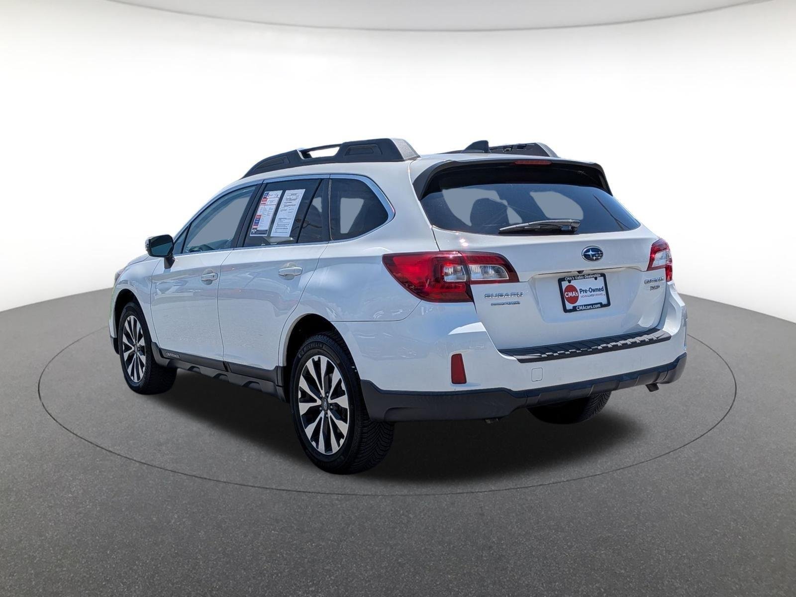 Used 2017 Crystal White Pearl Subaru Limited image 5