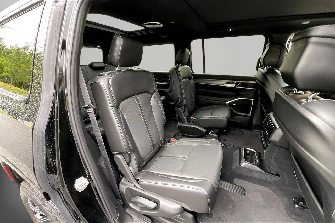 New 2026 High Gloss Black Jeep  image 21