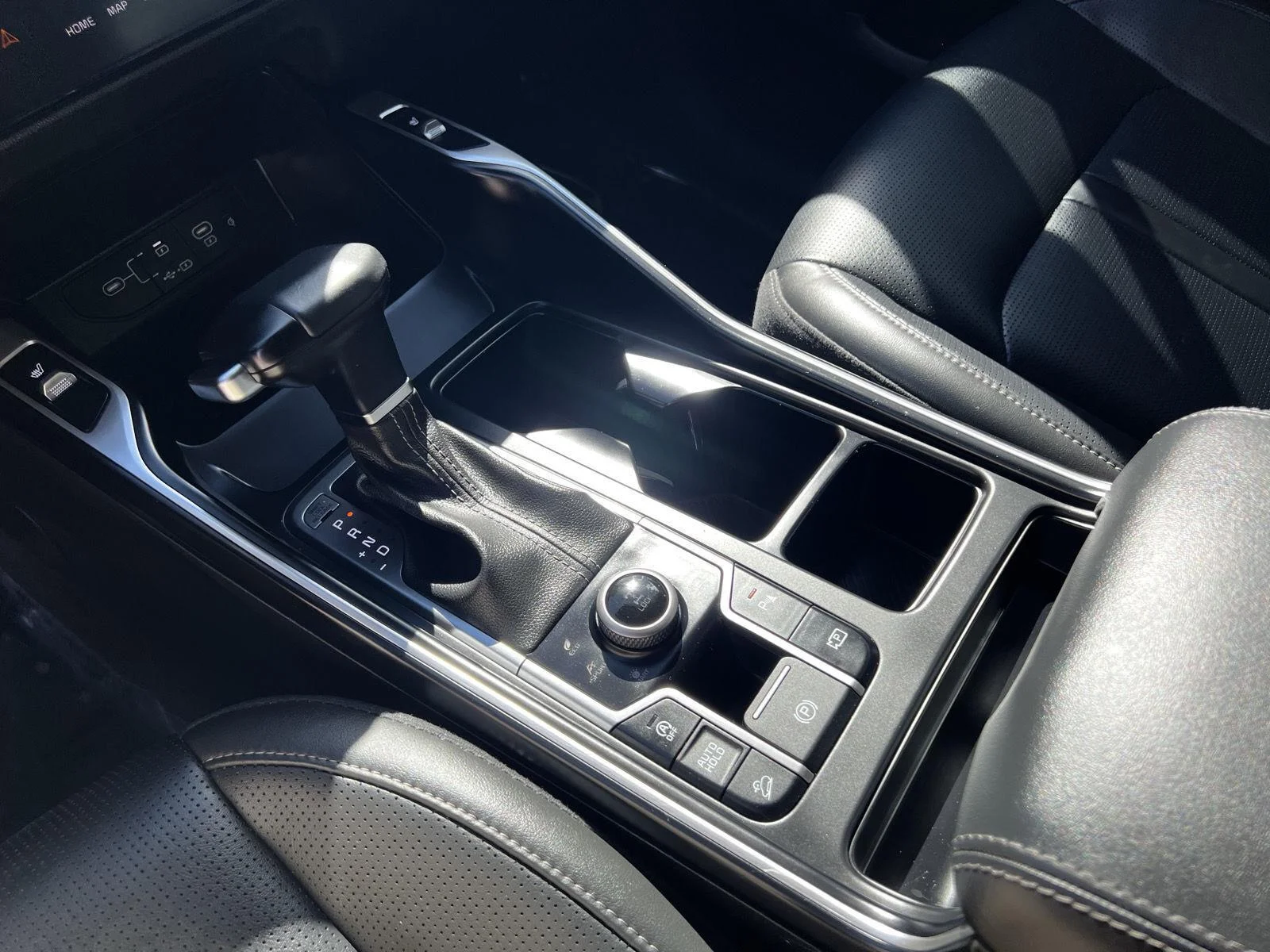 2024 Kia Sorento X-Line EX - Photo 28