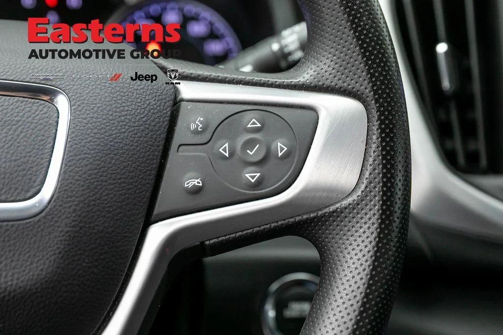 Used 2023 Black GMC SLE image 16