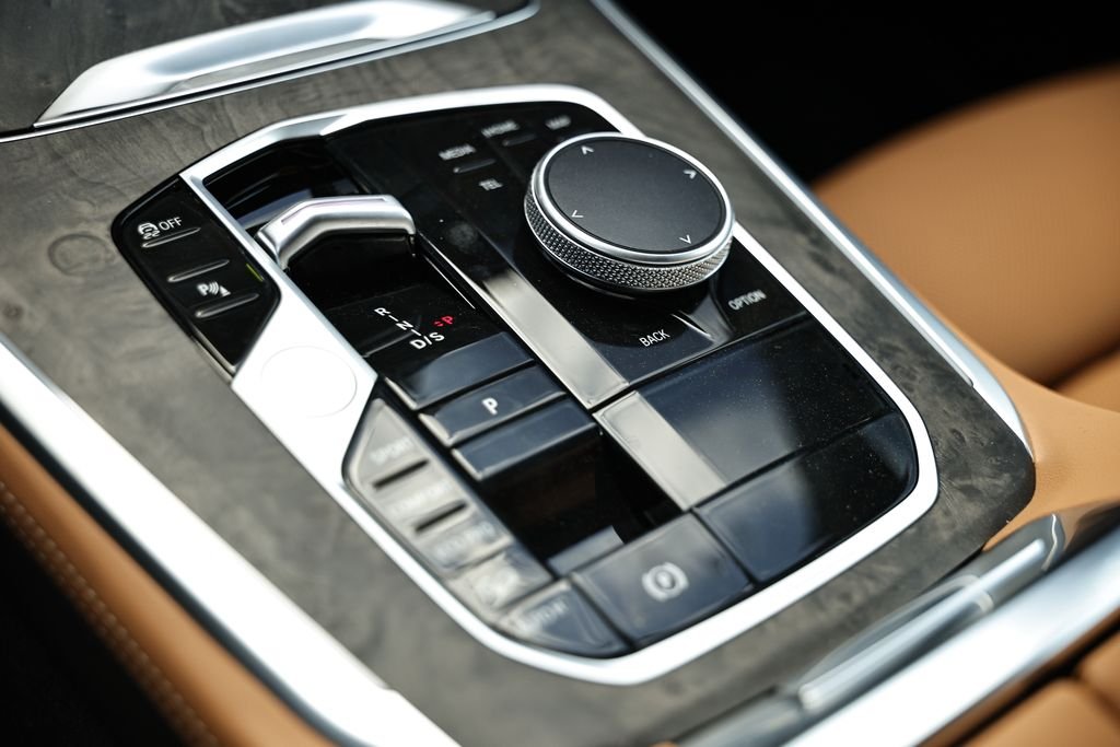 New 2026 Carbon Black BMW xDrive40i image 40