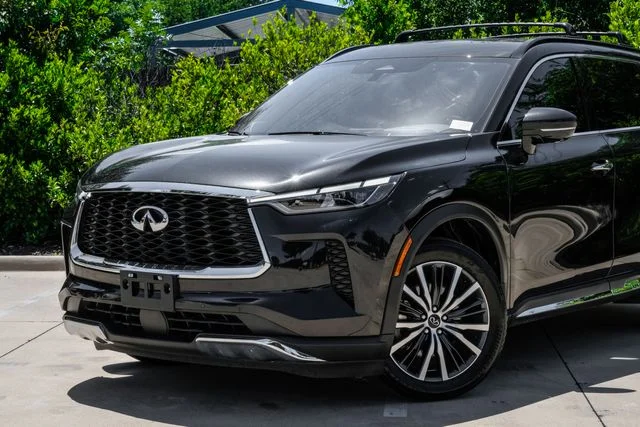 Used 2022 Black INFINITI Autograph image 5