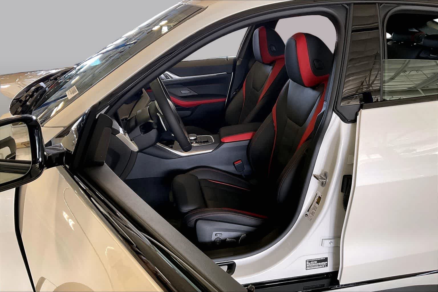 2026 BMW 4 Series 430i - Photo 9