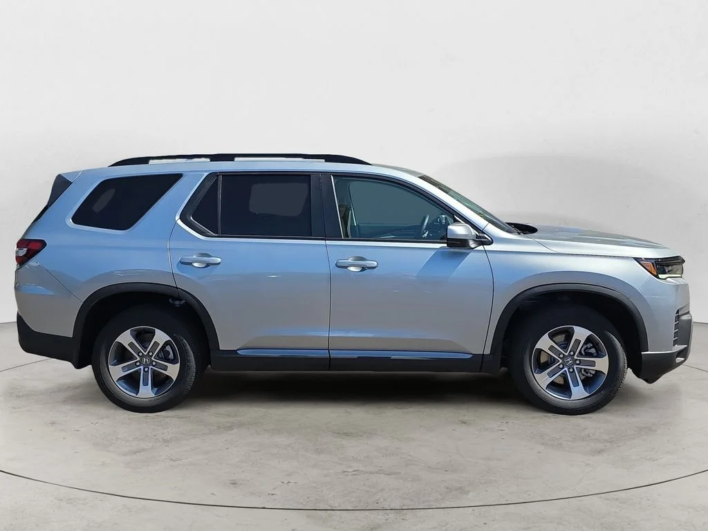 New 2026 Solar Silver Metallic Honda EX-L image 6