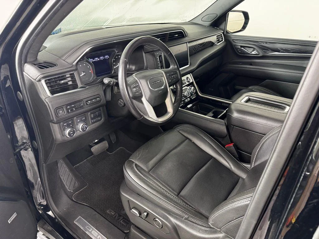 Used 2021 Onyx Black GMC Denali image 10
