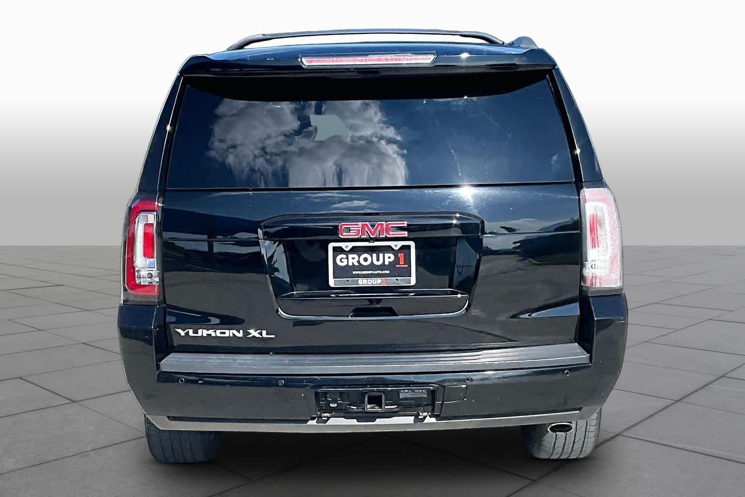 Used 2017 Onyx Black GMC SLT image 5