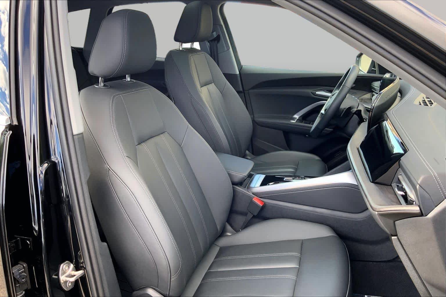 Used 2026 Mythos Black Metallic Audi Premium Plus image 9