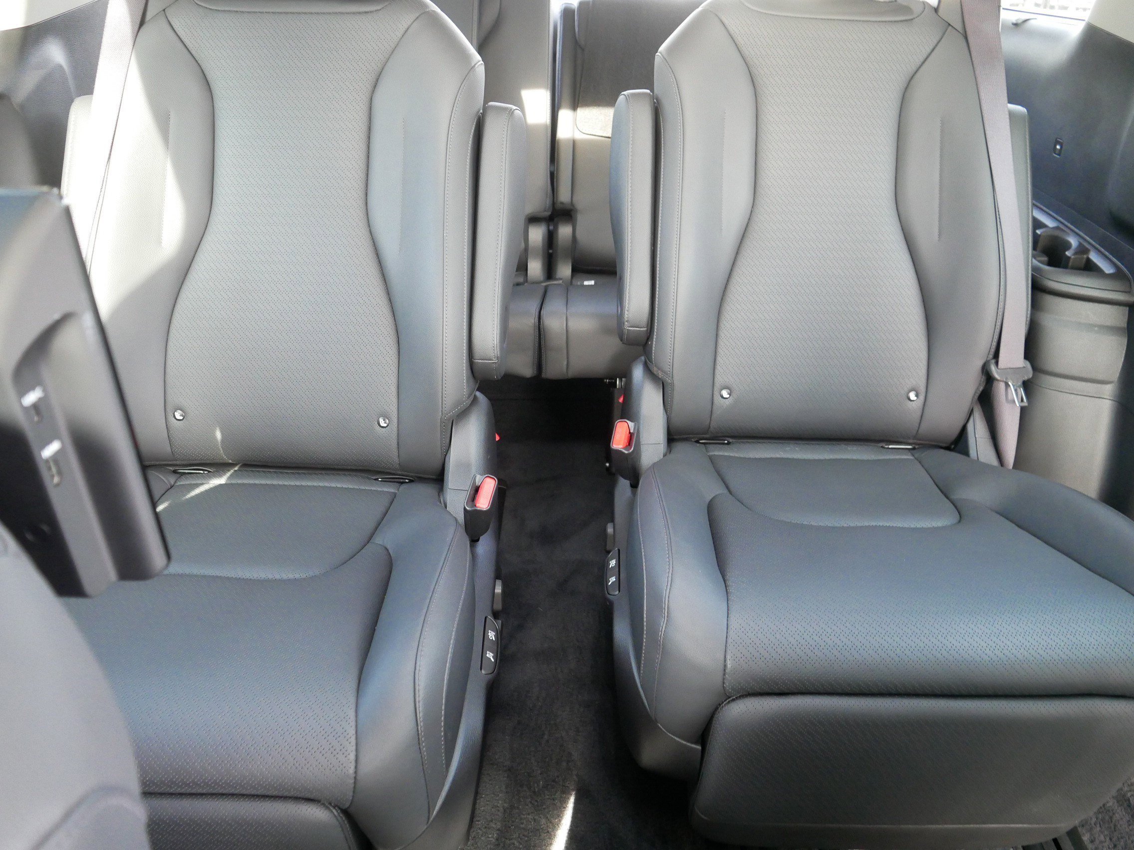 Certified Used 2025 Astra Blue Kia SX Prestige image 13
