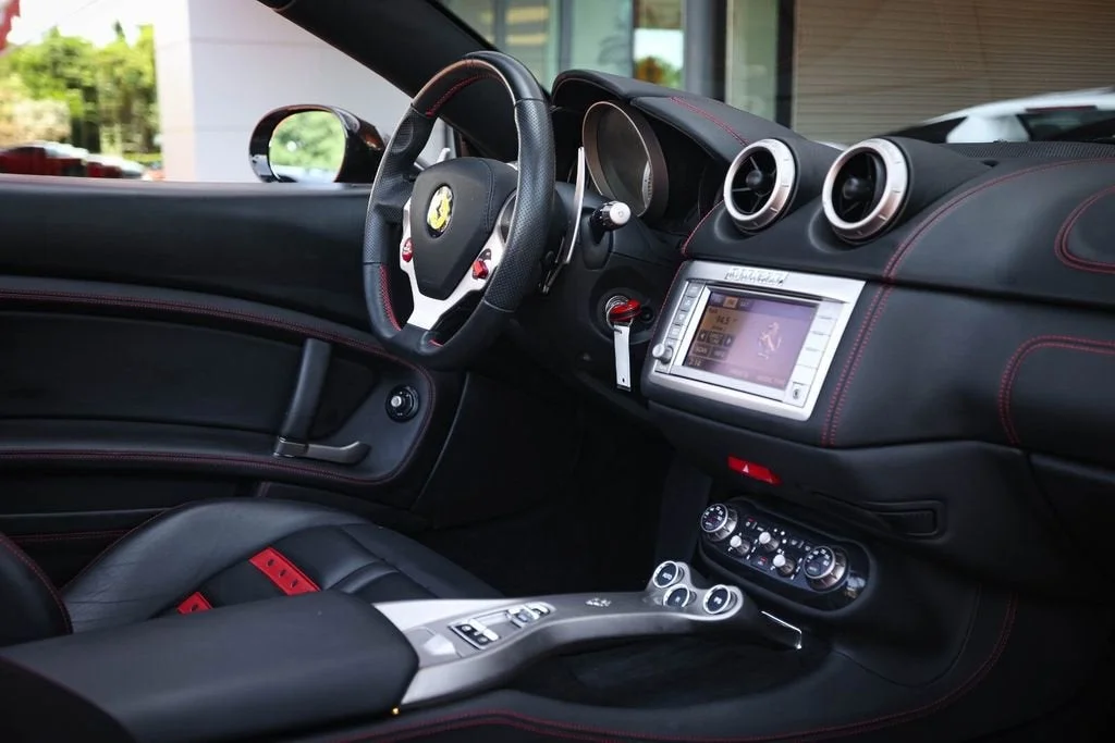 Used 2011 Nero Daytona Ferrari Base image 48