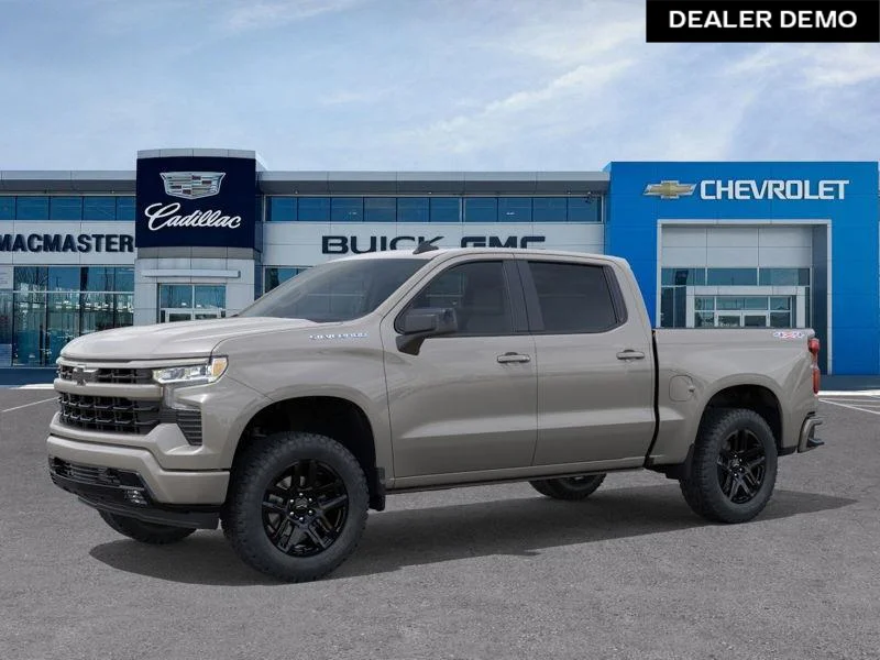 Used 2026  Chevrolet RST image 2