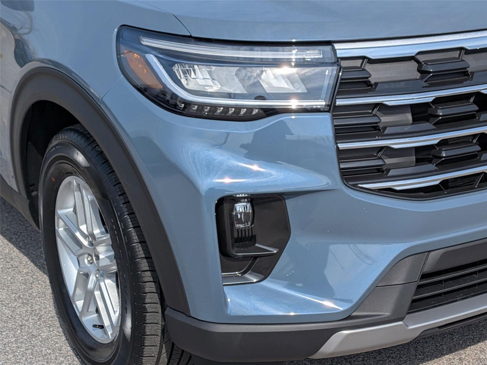 New 2026 Vapor Blue Metallic Ford Active image 13