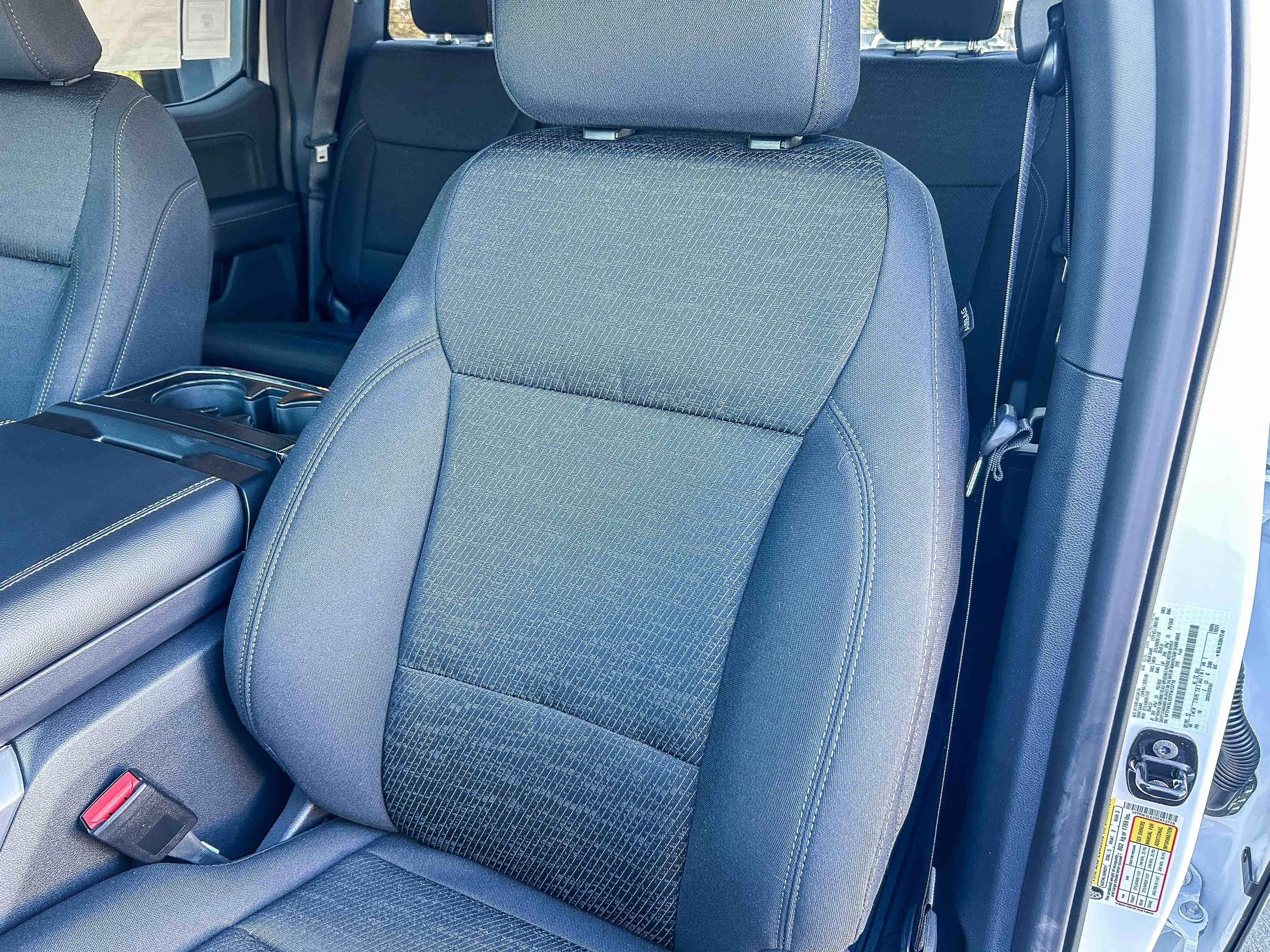New 2026 Oxford White Ford XLT image 28