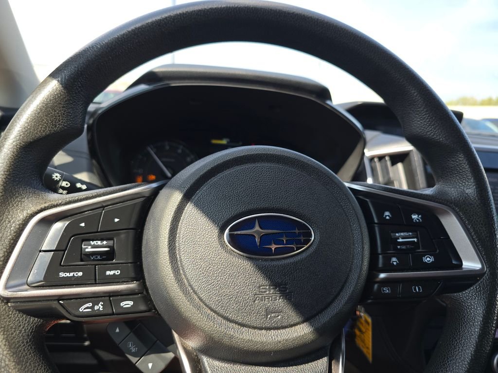 Used 2023 White Subaru Base image 22