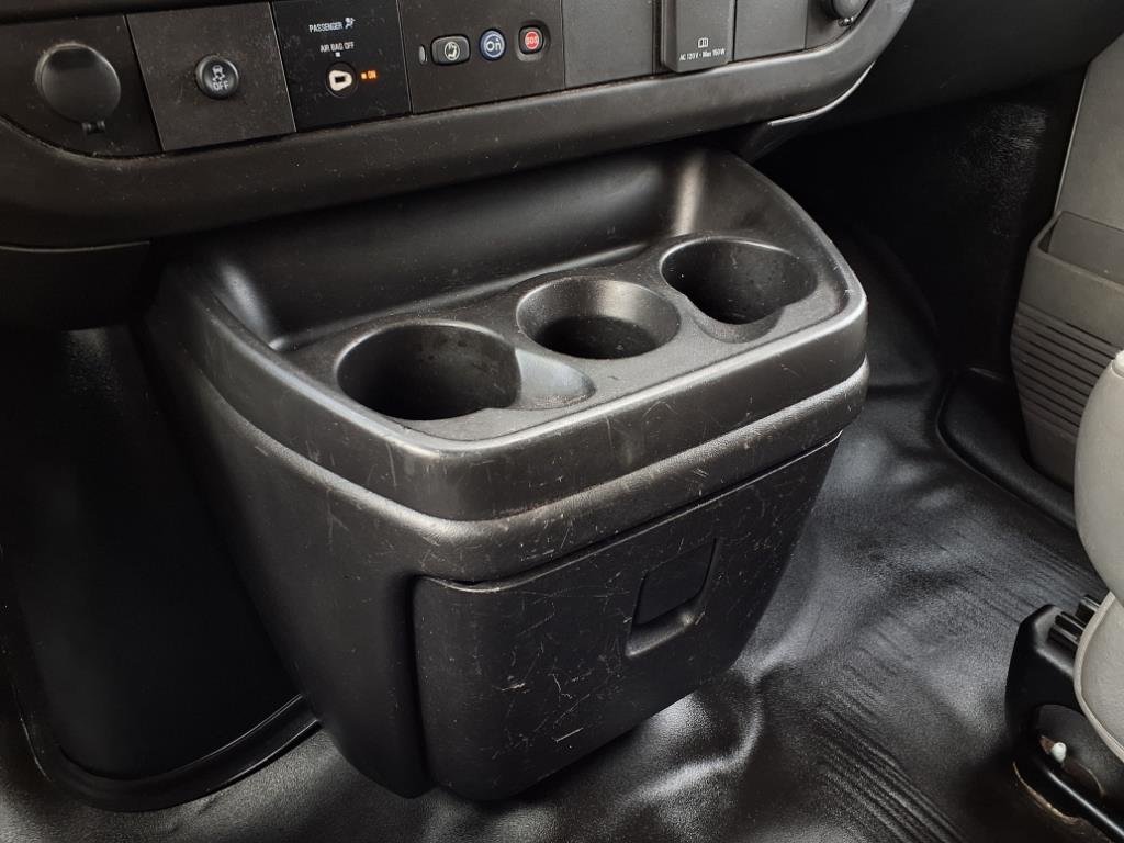 2019 Chevrolet Express Cargo Work Van - Photo 18