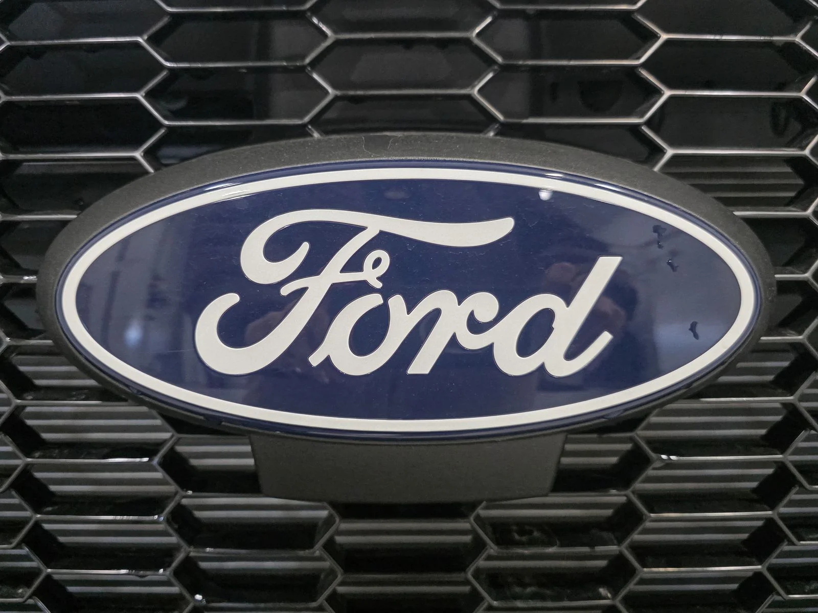 New 2026 Oxford White Ford Cargo Van image 13
