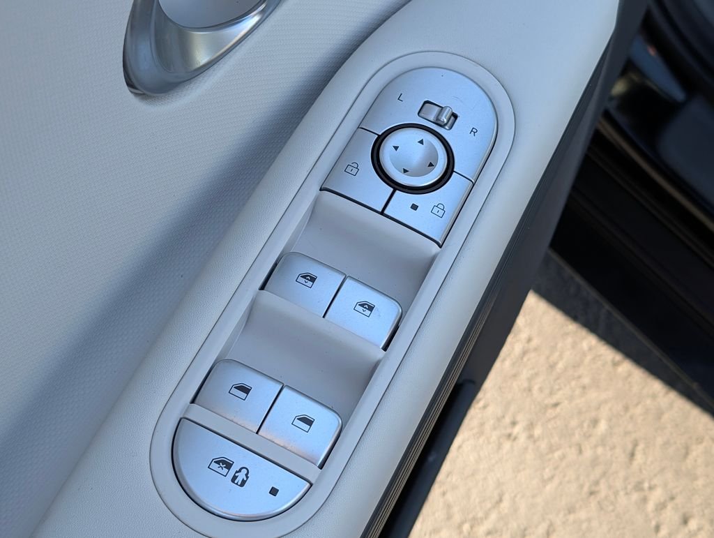 2024 Hyundai IONIQ 5 SEL - Photo 19
