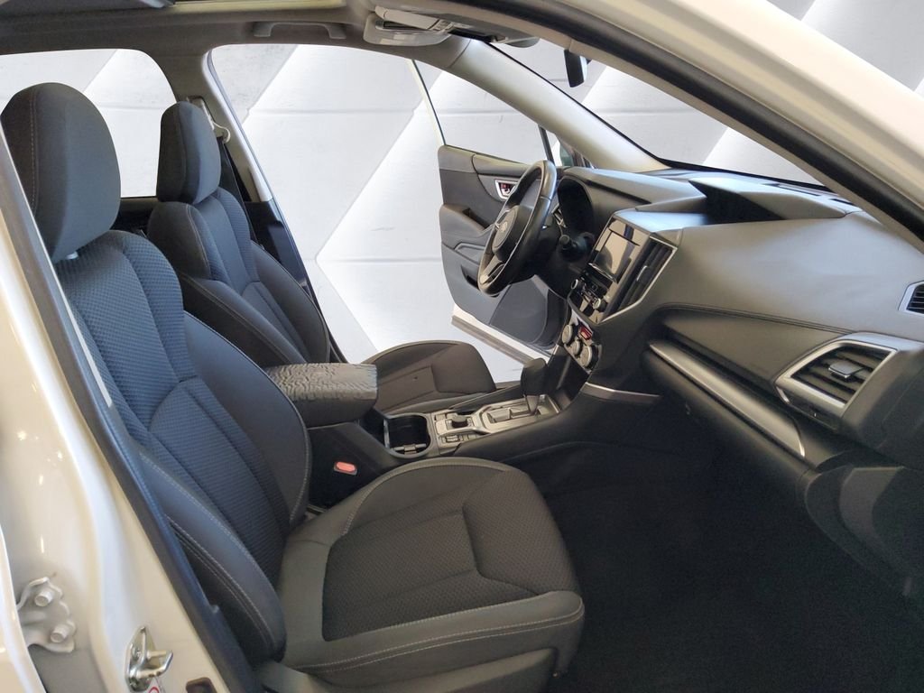 Used 2019 White Subaru Premium image 13