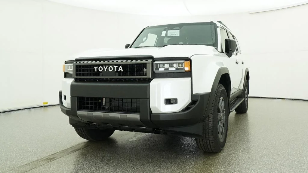 New 2027 Wind Chill Pearl Toyota Land Cruiser image 41