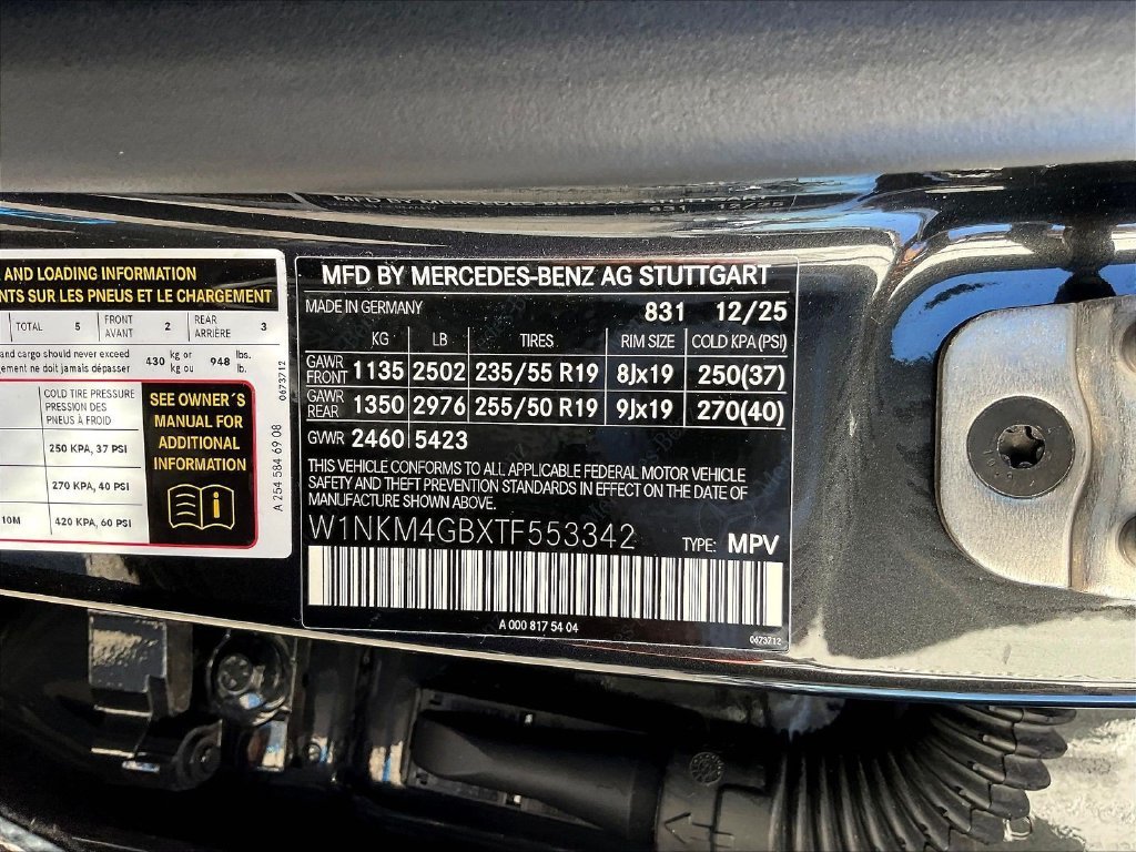 Used 2026 Graphite Mercedes-Benz GLC 300 image 21