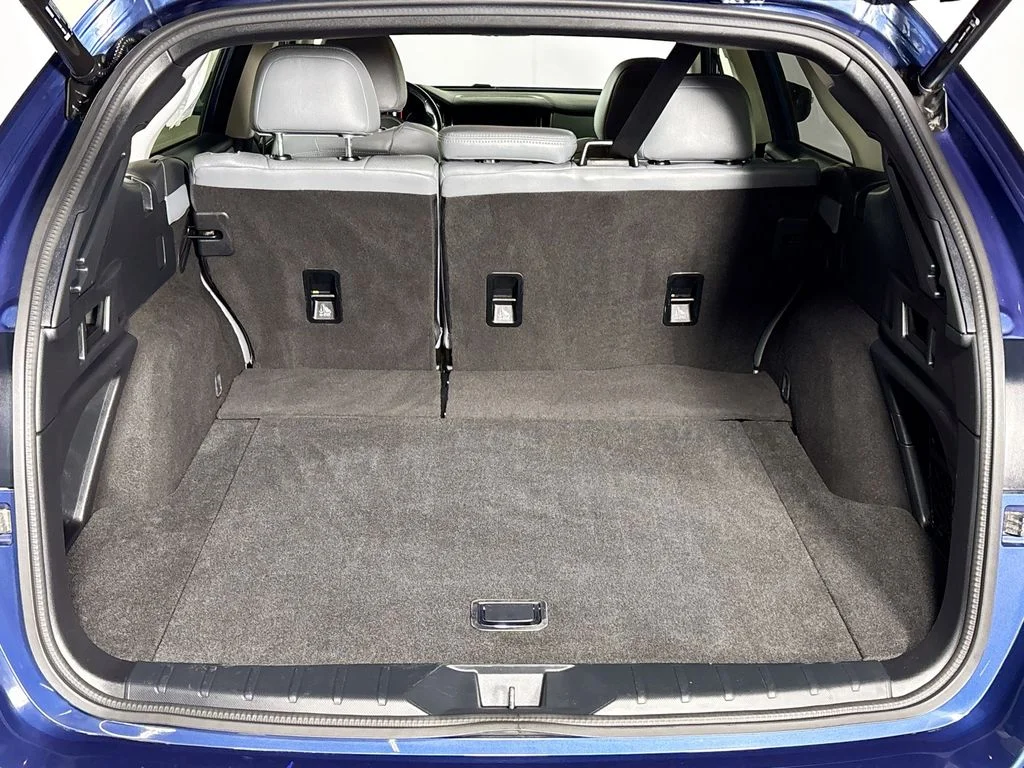 Used 2020 Blue Subaru Premium image 22