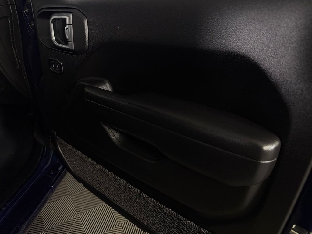 Certified Used 2025 Blue Jeep Sport image 28