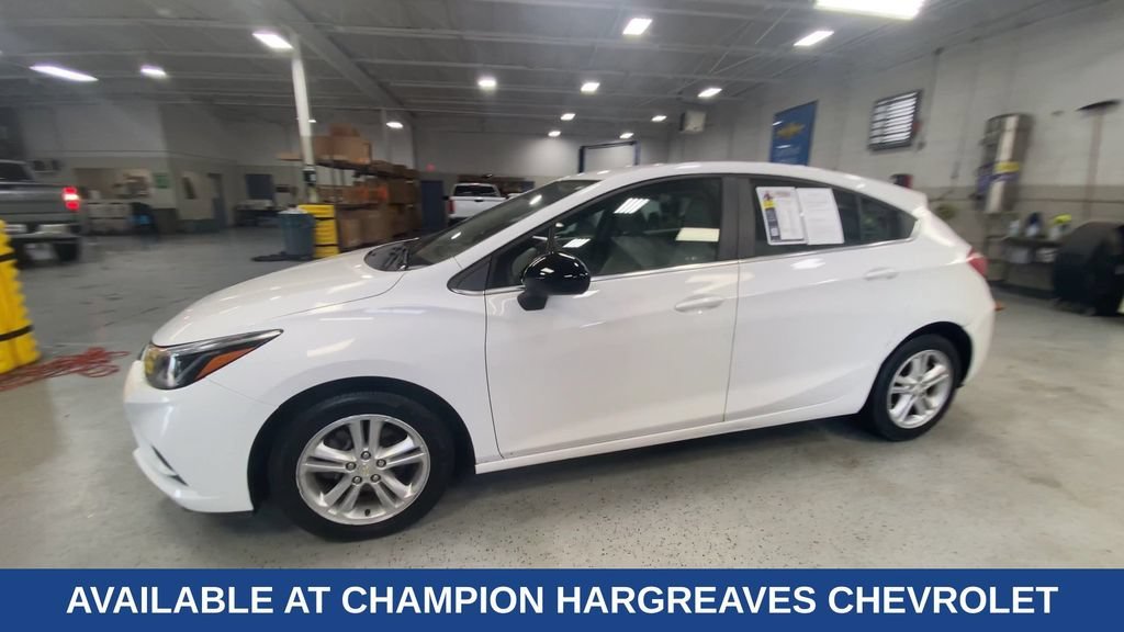 Used 2017 SUMMIT WHITE Chevrolet LT image 6