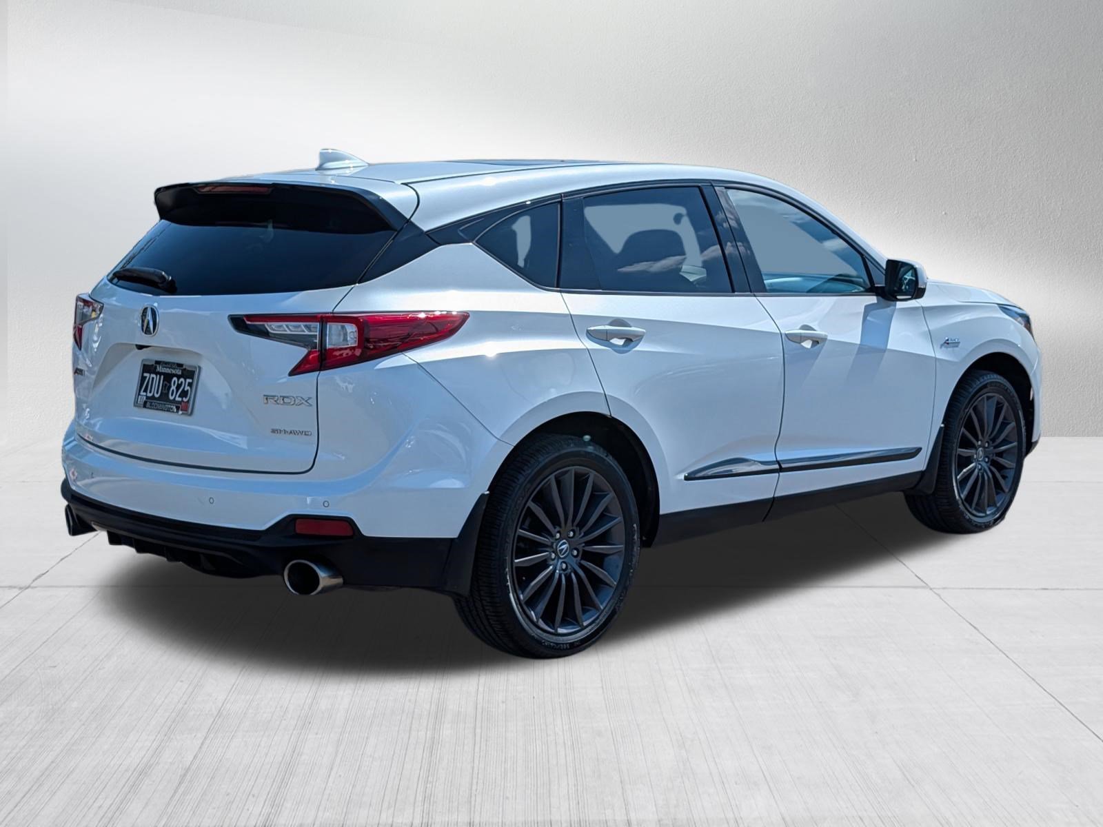 Used 2022 Platinum White Pearl Acura w/A-Spec Advance Package image 6