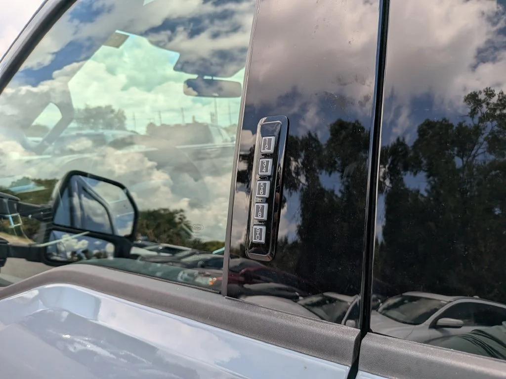 New 2026 Glacier Gray Metallic Tri-Coat Ford F-250® Lariat® image 13