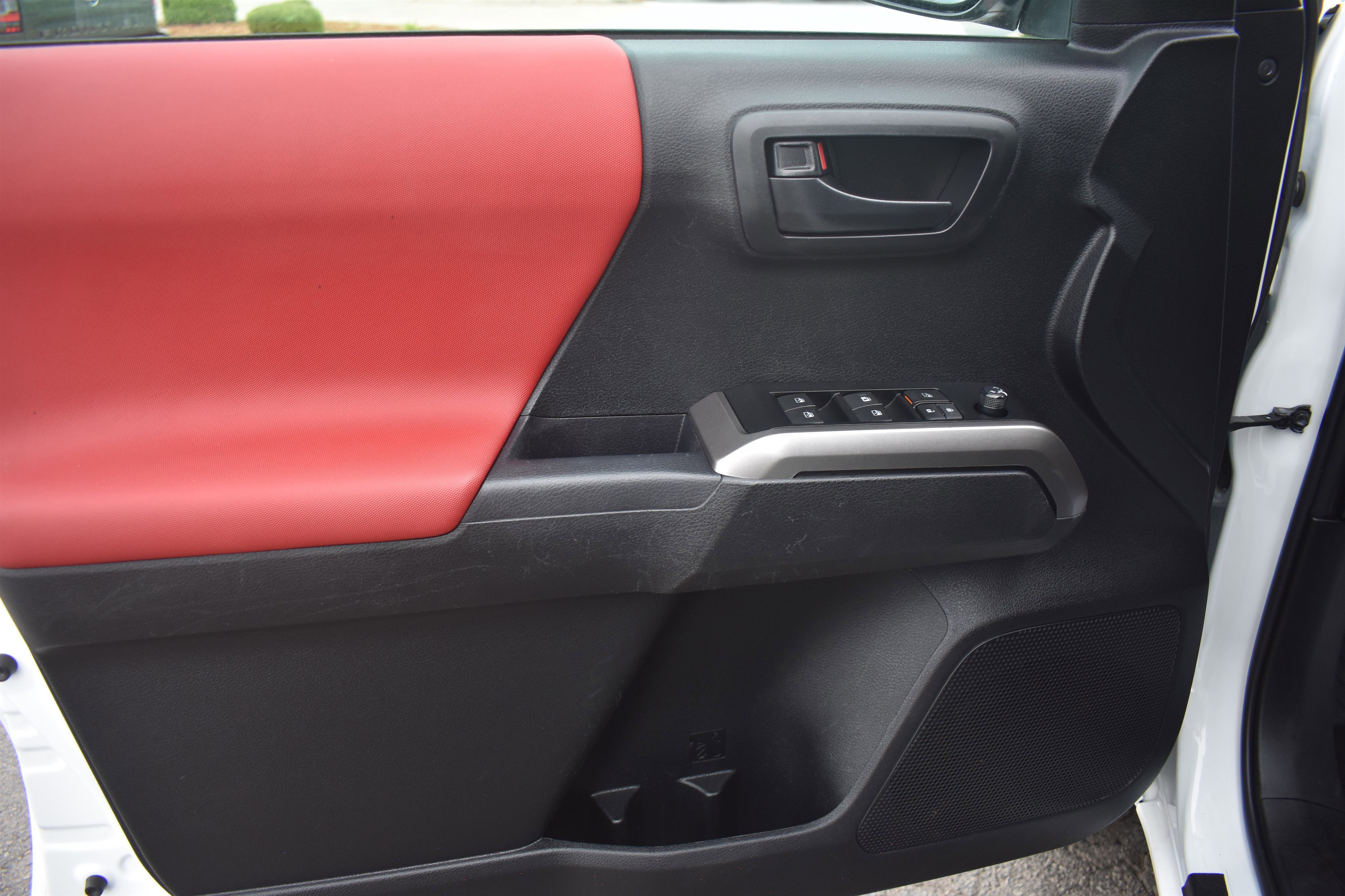 2023 Toyota Tacoma SR5 - Photo 11