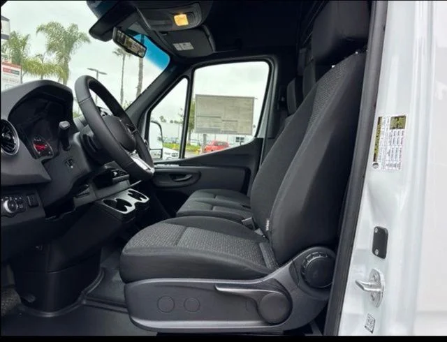 New 2026 White Mercedes-Benz  image 7