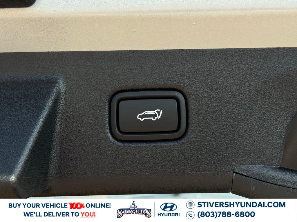 New 2026 Silver Hyundai SEL FWD image 17