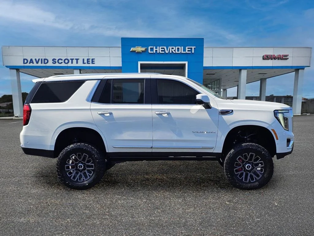 New 2026 Summit White GMC Elevation image 7