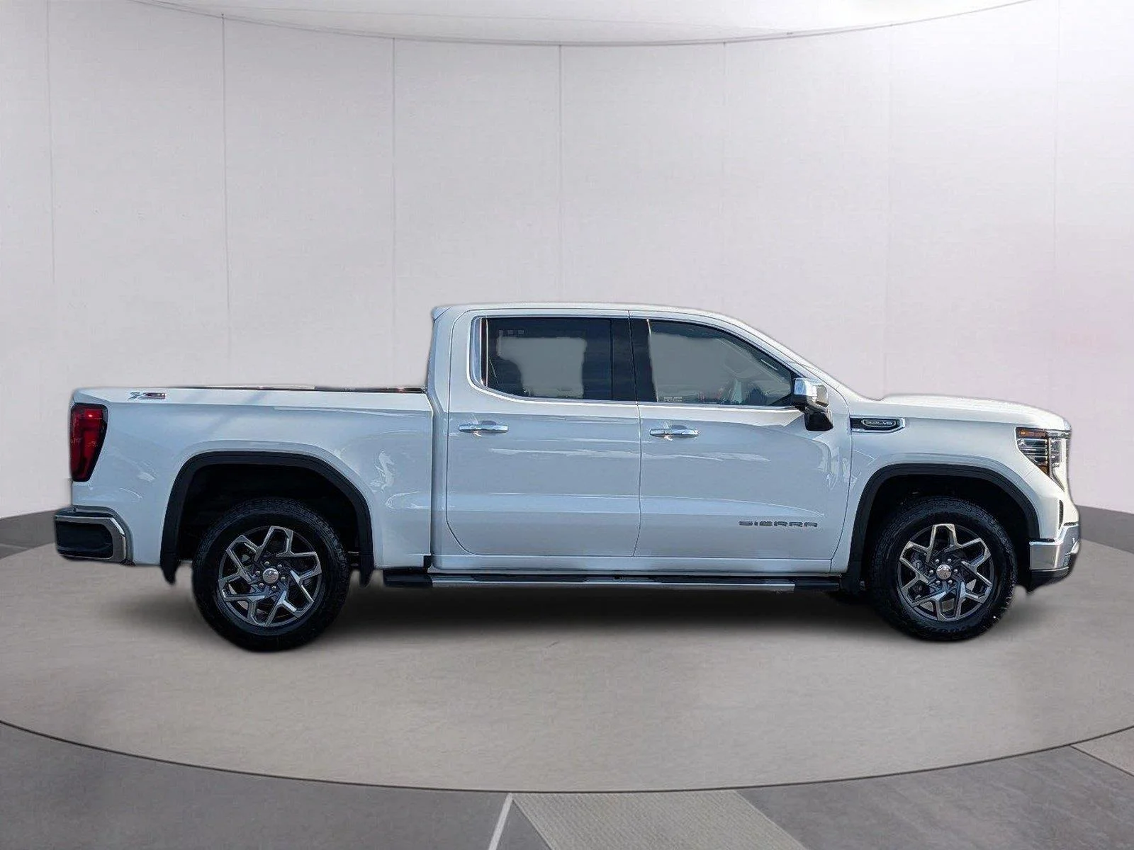 New 2026 Summit White GMC SLT image 7