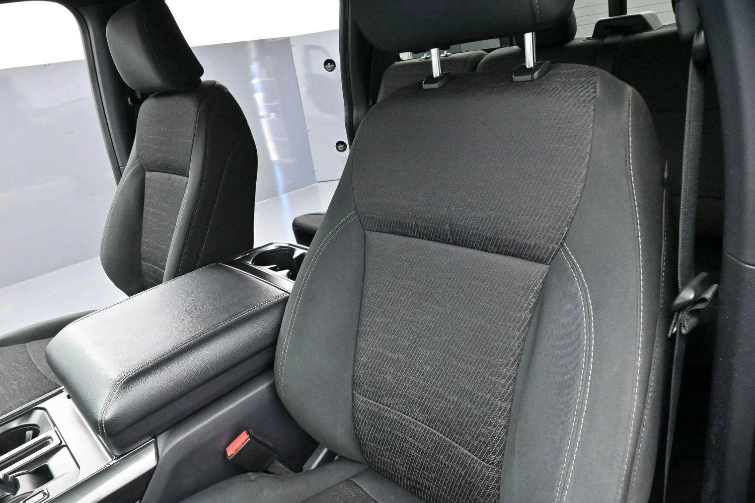 Used 2022 Agate Black Ford XLT image 16