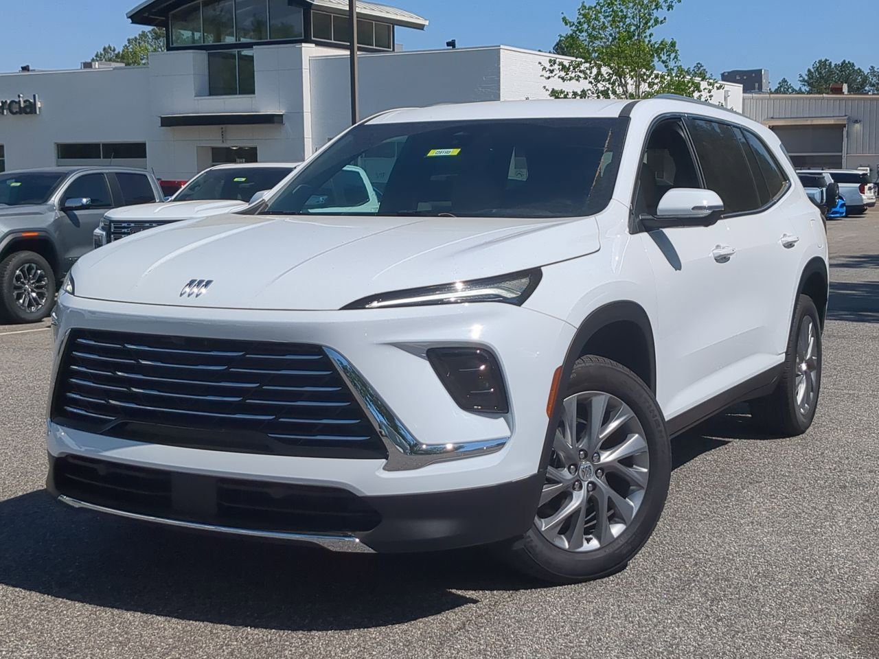 2026 Buick Enclave Preferred's photo
